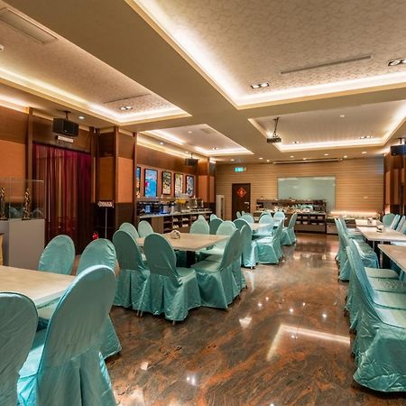 Fu Hsiang Hotel Yilan Екстериор снимка