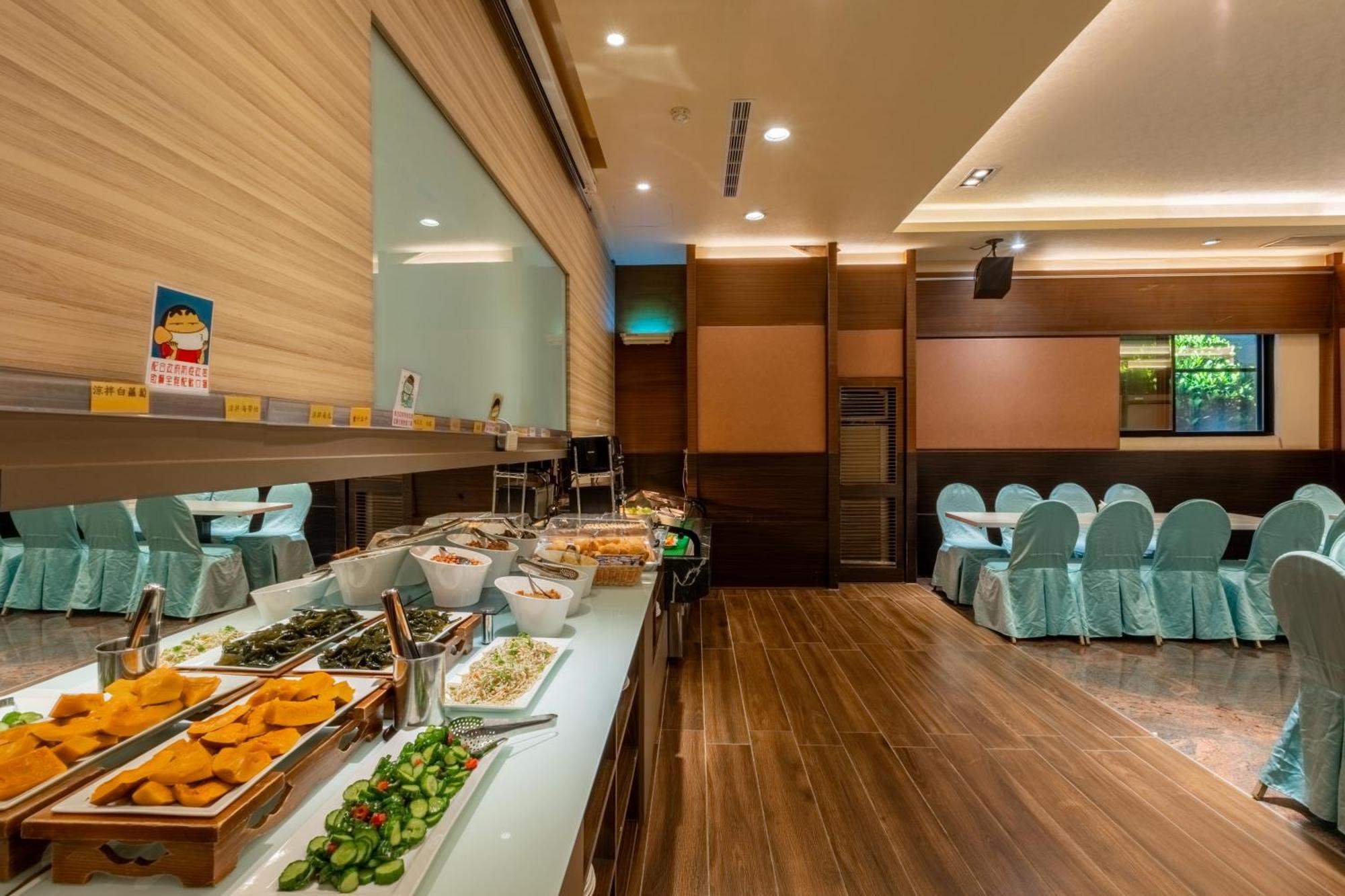 Fu Hsiang Hotel Yilan Екстериор снимка